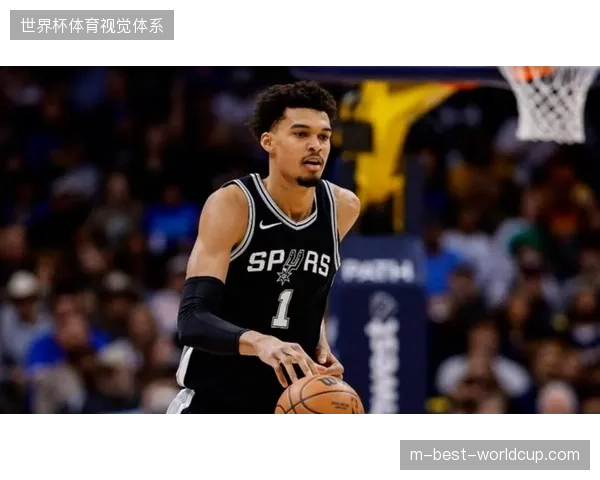文班亚马季后赛篮板数据领跑全联盟，圣安东尼奥马刺虽败犹荣